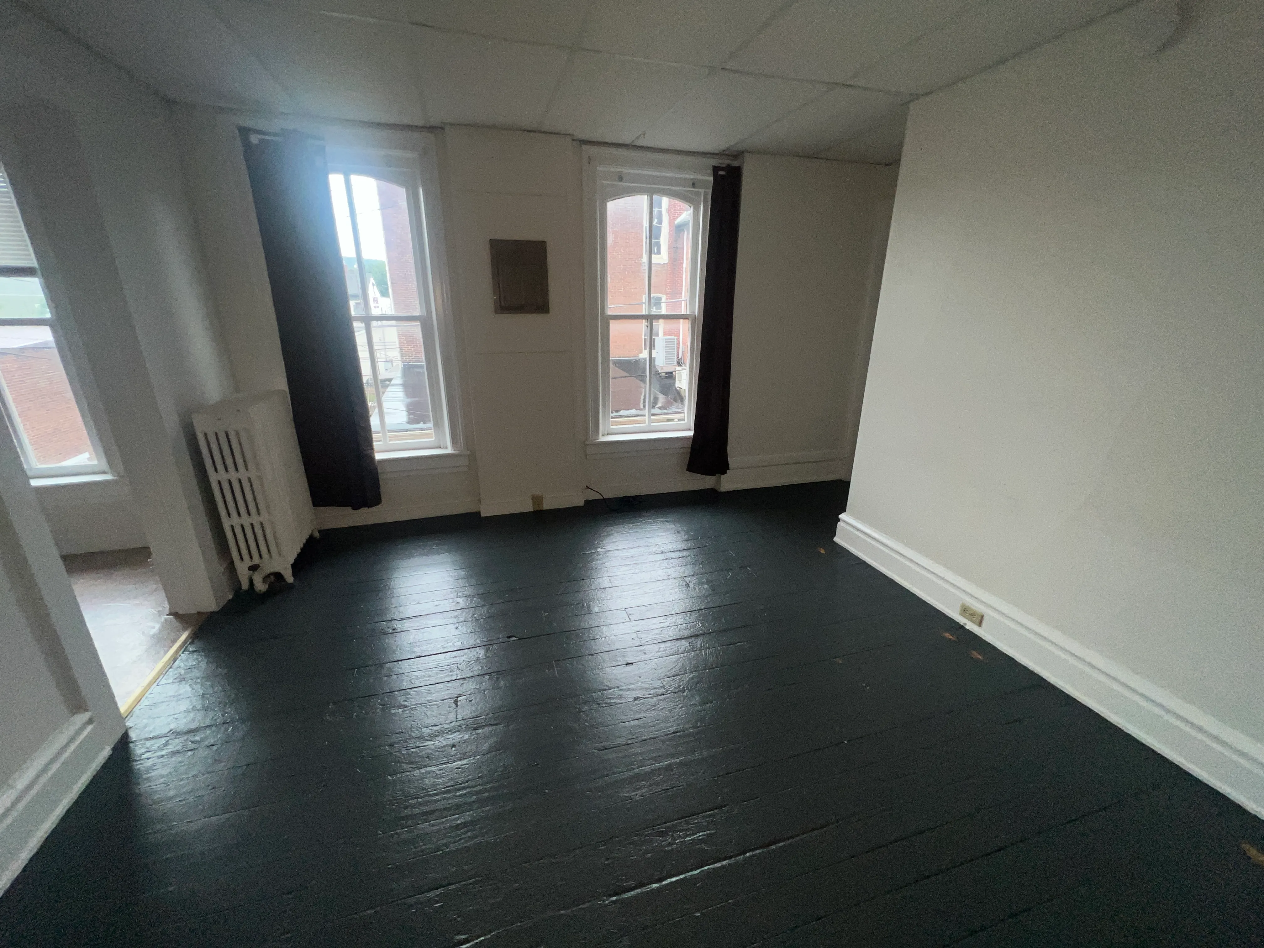 living area at 338 Mill St, Danville PA